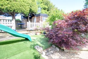 Photo 27- click for photo gallery